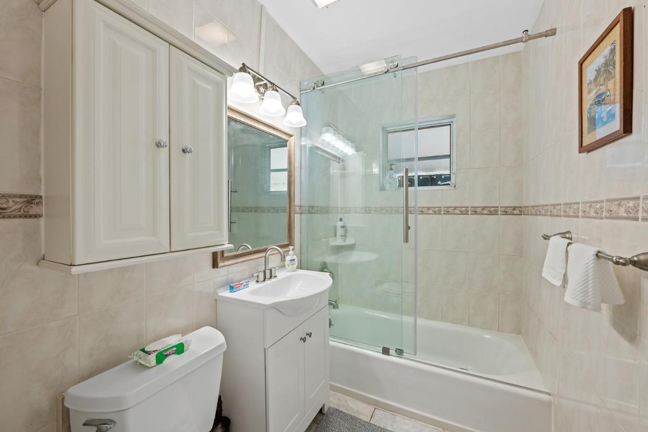 Comfy Bnb W/ King Bed + Work/Travel + Beach 8 Min Hallandale Beach Exteriér fotografie