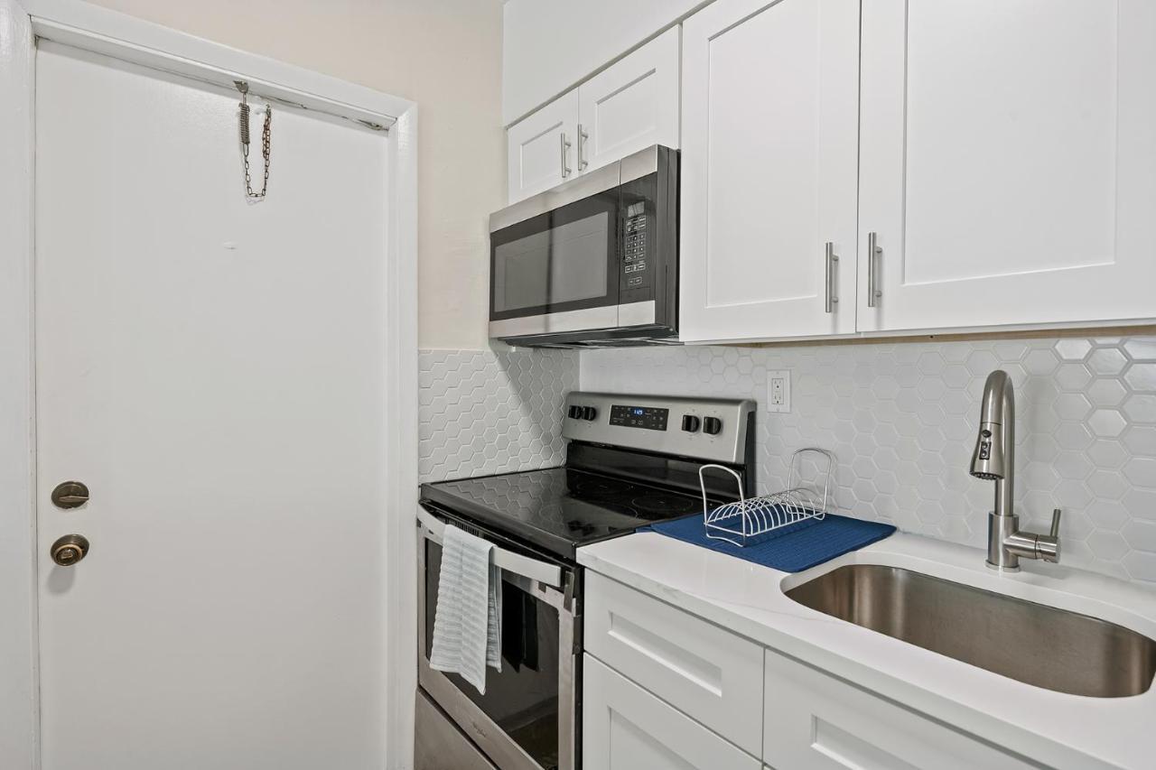 Comfy Bnb W/ King Bed + Work/Travel + Beach 8 Min Hallandale Beach Exteriér fotografie