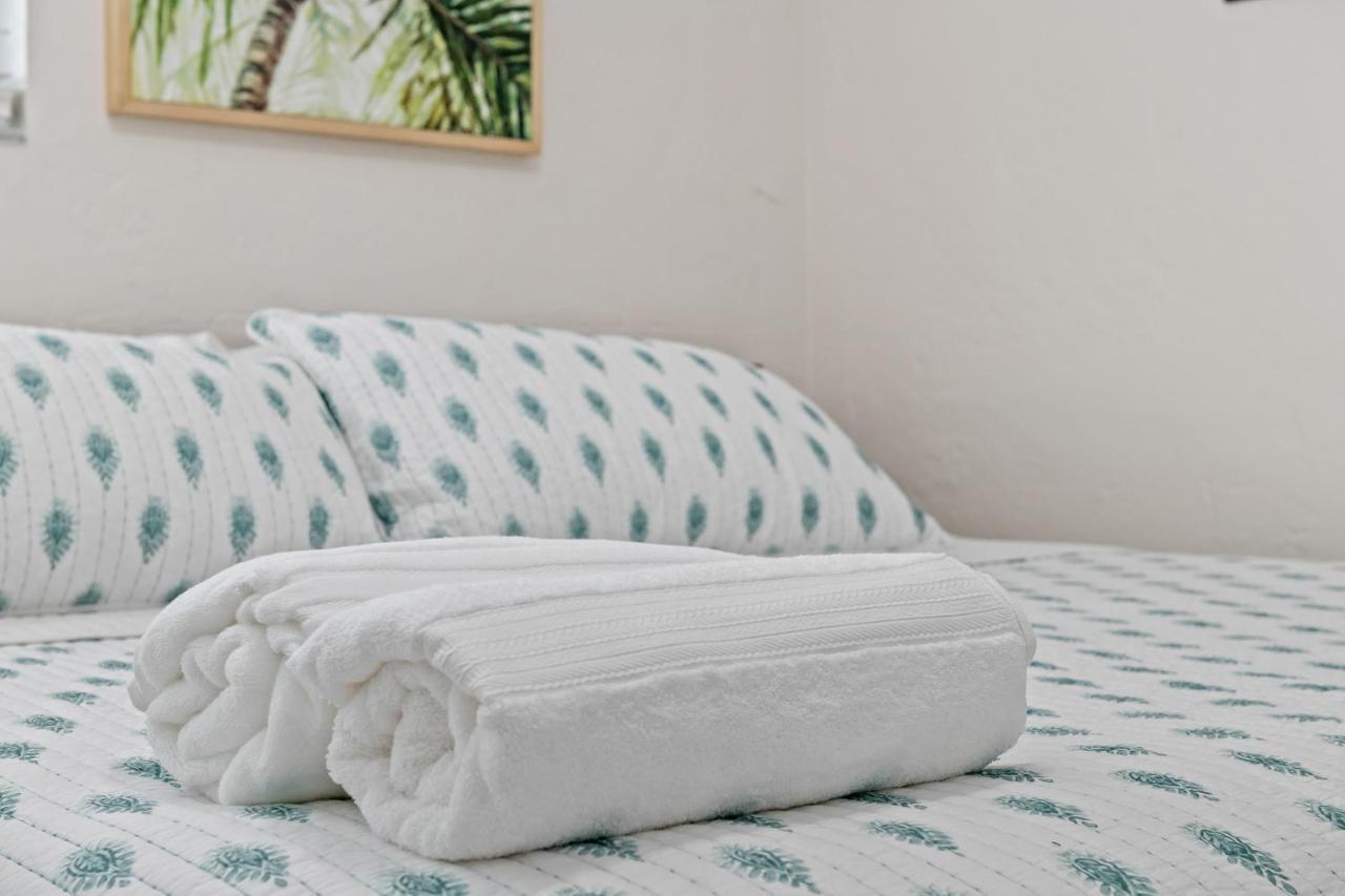Comfy Bnb W/ King Bed + Work/Travel + Beach 8 Min Hallandale Beach Exteriér fotografie
