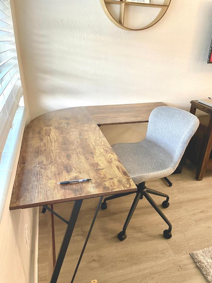 Comfy Bnb W/ King Bed + Work/Travel + Beach 8 Min Hallandale Beach Exteriér fotografie